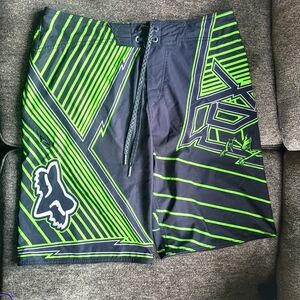 Fox Racing Men's Black and Green Board Shorts